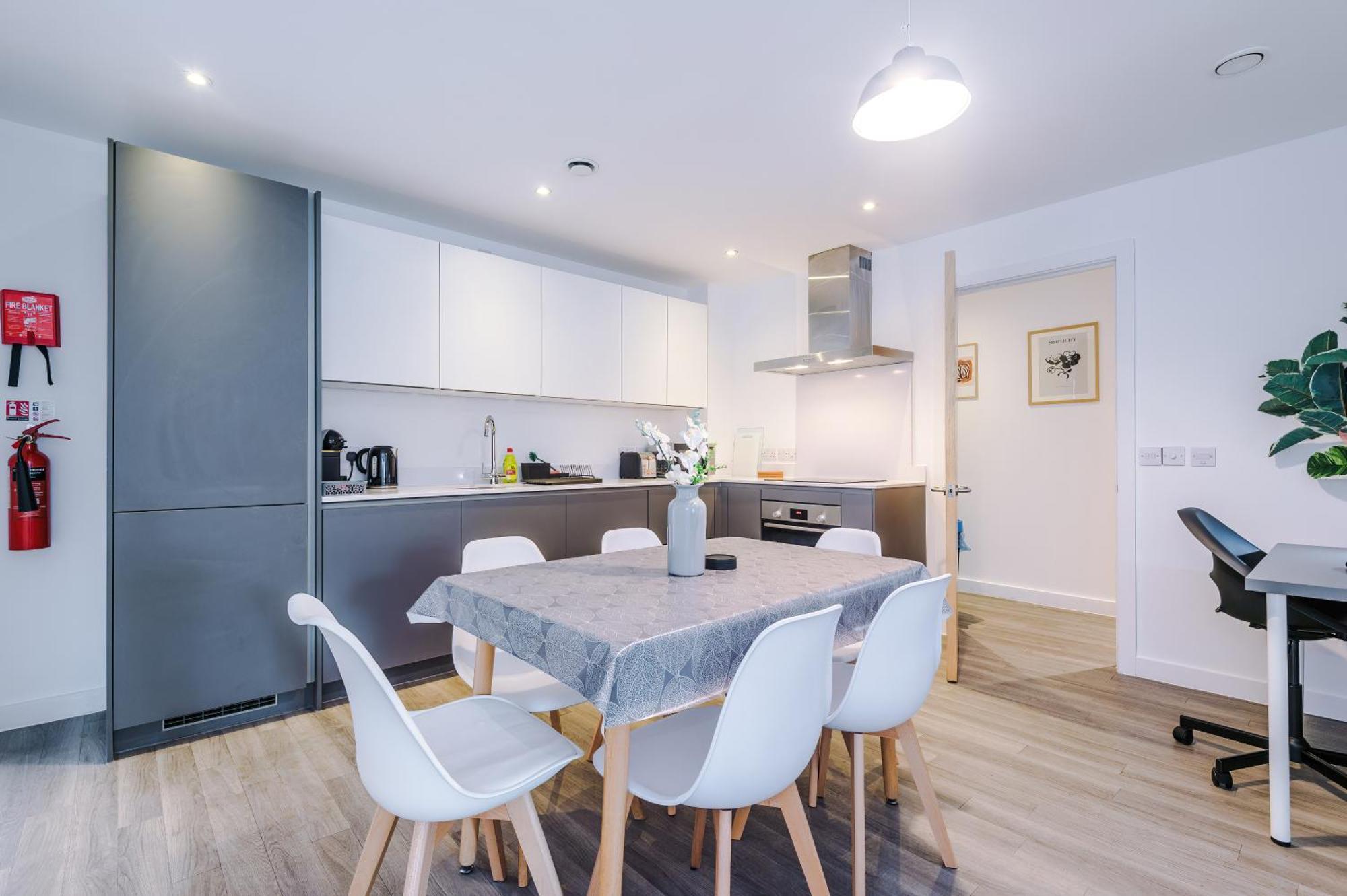 Hilltop Serviced Apartments- Northern Quarter مانشستر المظهر الخارجي الصورة