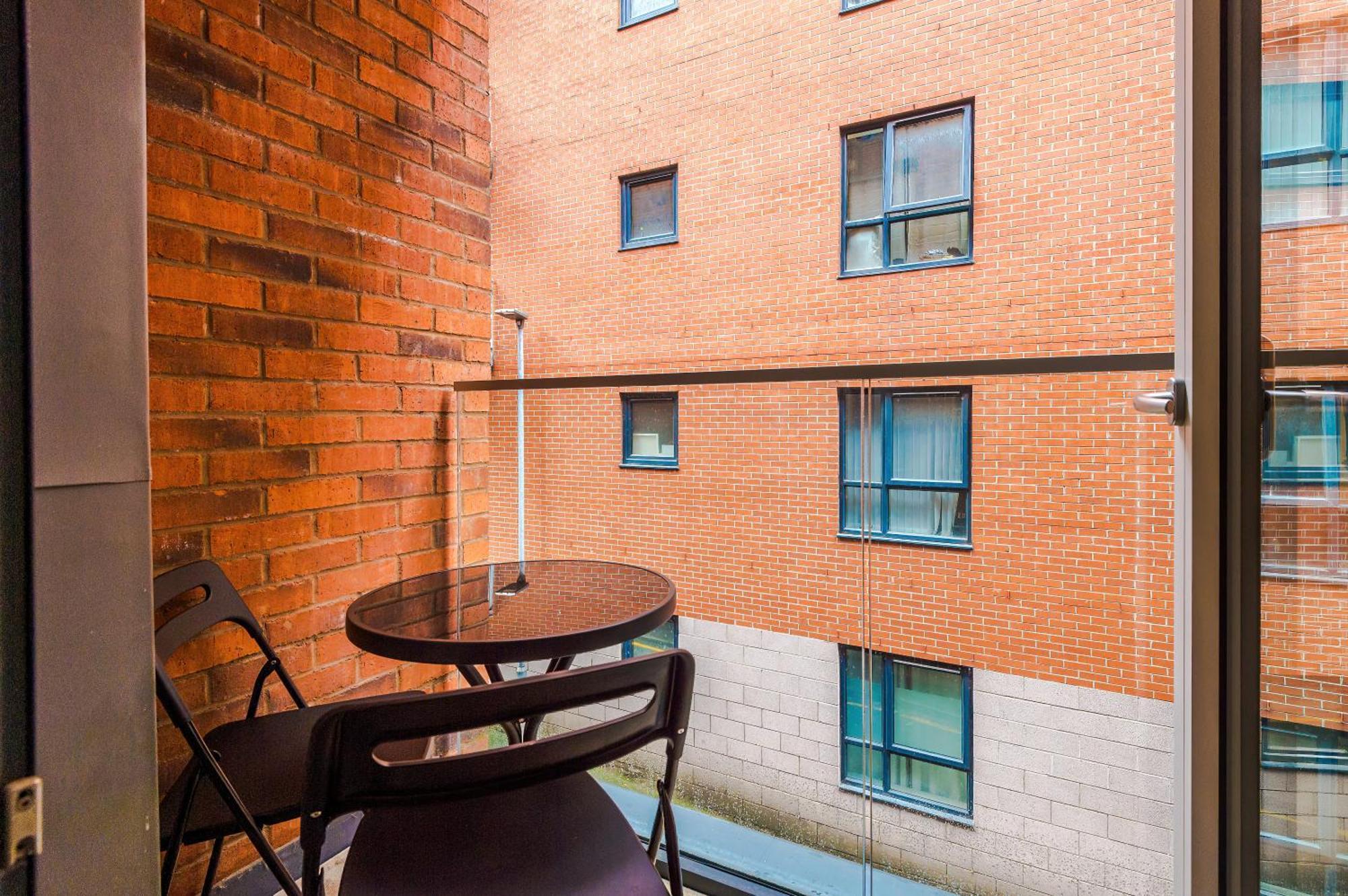 Hilltop Serviced Apartments- Northern Quarter مانشستر الغرفة الصورة